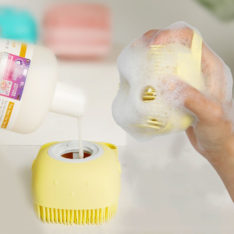 Transform Your Pet's Bath Time with Our Soft Silicone Pet Bath Brush